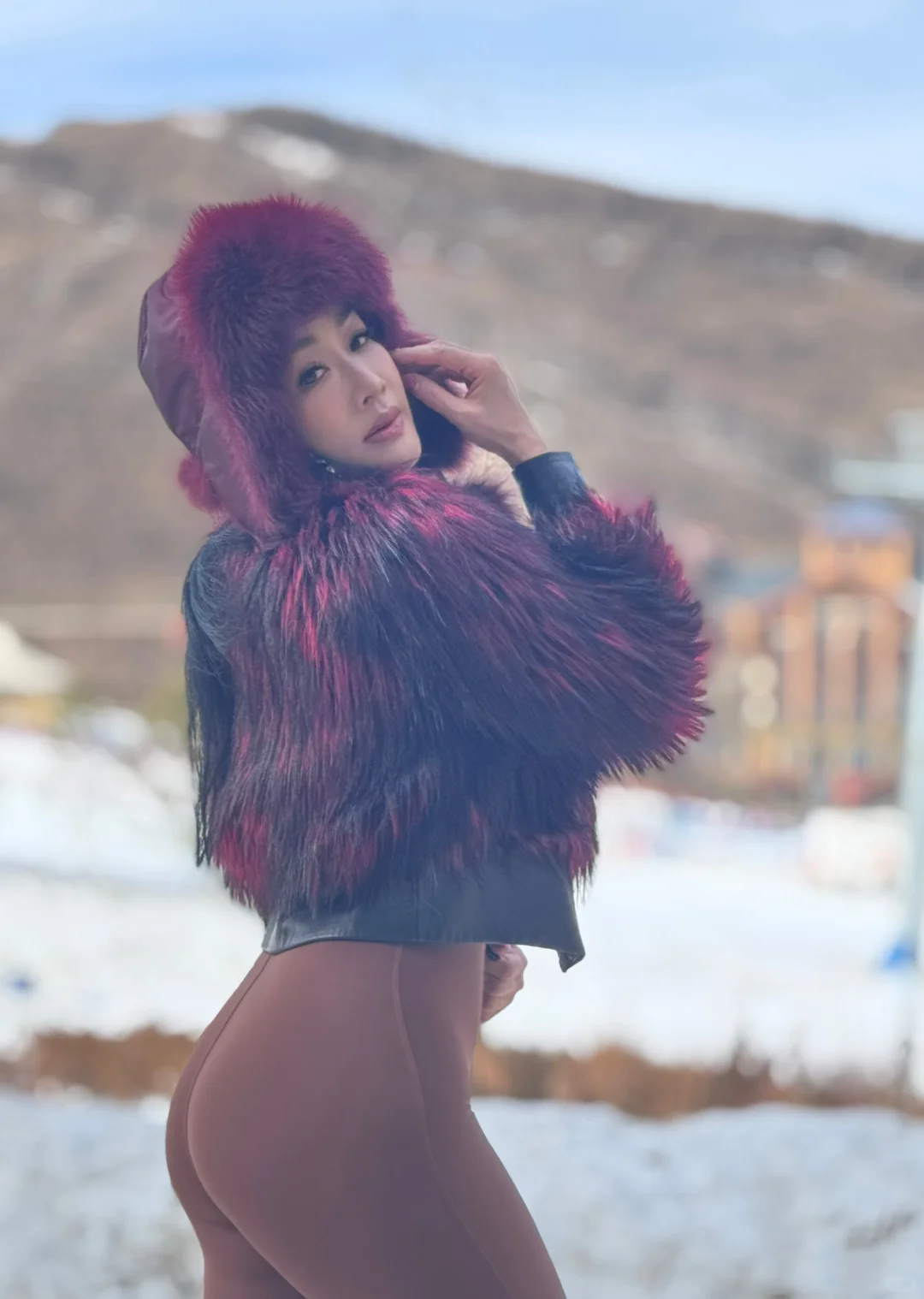 钟丽缇穿瑜伽裤绝对的天花板堪称女性大腿中间一张嘴_4